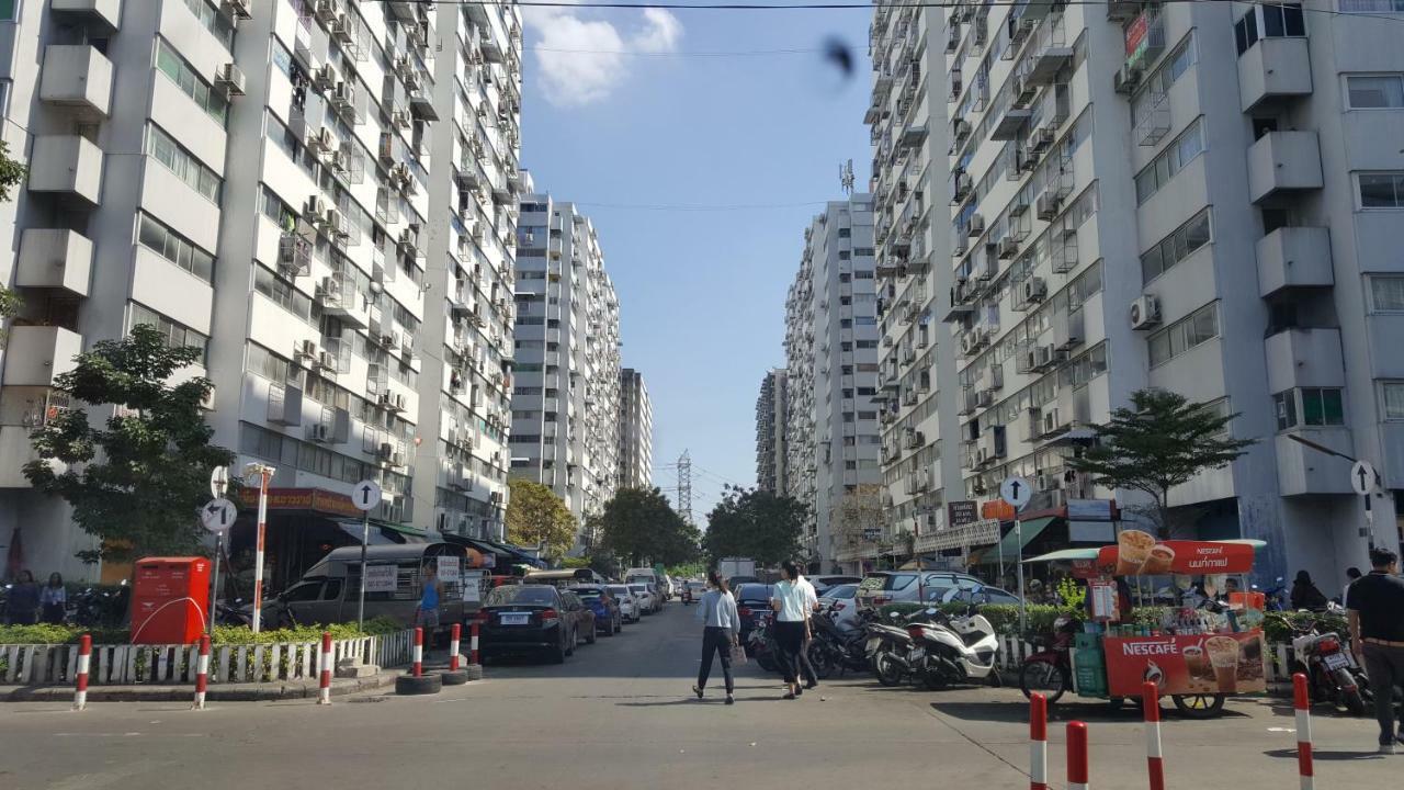 Condo C2 Impact 논타부리 외부 사진